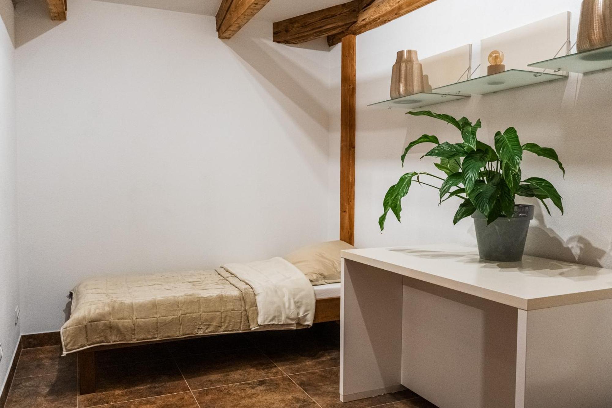 Aparthotel L&C-Elbresidenzen & Suites Am Elberadweg 4*